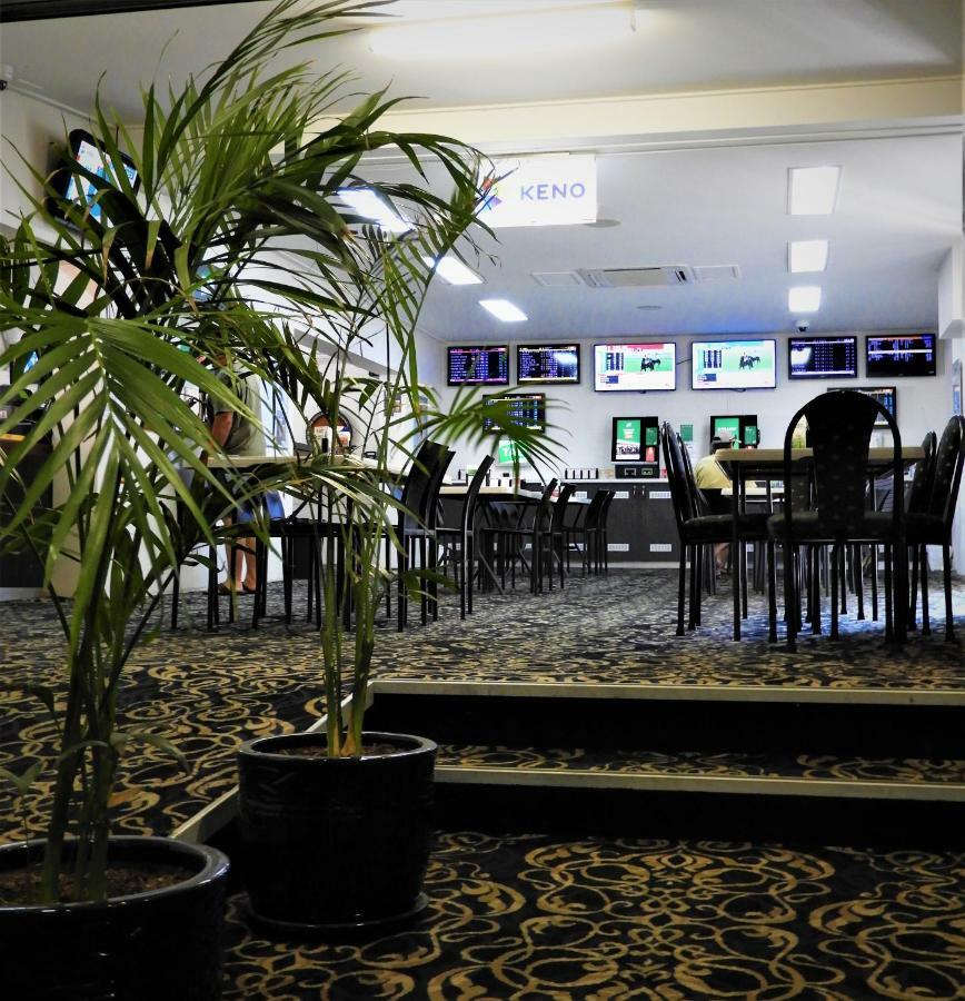Railway Hotel Bundaberg Eksteriør billede